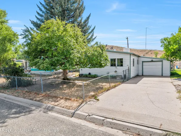 1434 Sage St, Craig, CO 81625