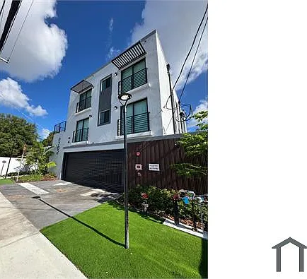 2782 NW 46th St — Photo 17