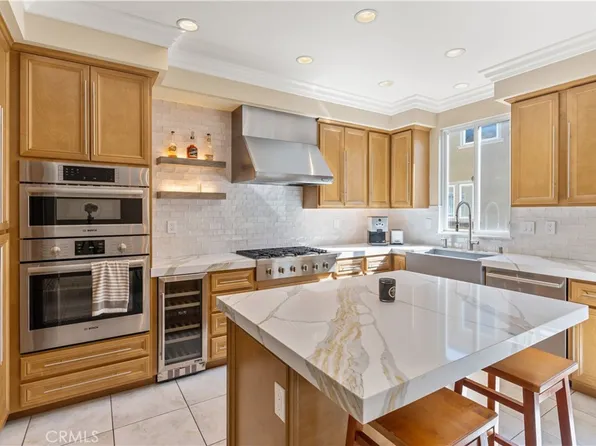 15 Shellprint Ct, Newport Beach, CA 92663