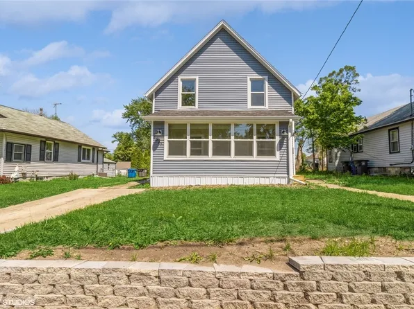 4027 8th Pl, Des Moines, IA 50313