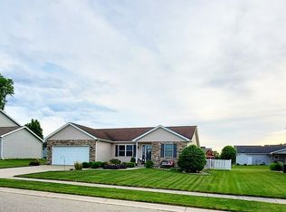 945 Lynn Dr, Bremen, IN 46506