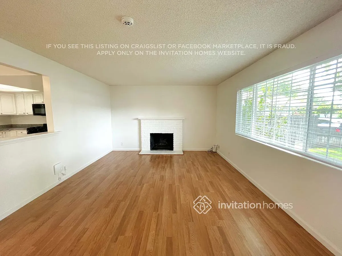 Building Photo - 130 Almanor Dr