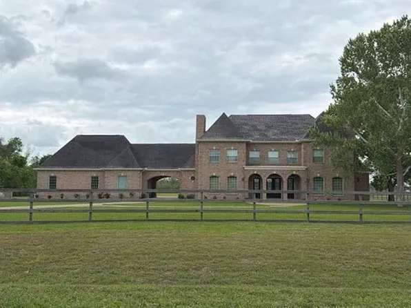 9720 Thompson Lake Dr, Missouri City, TX 77459