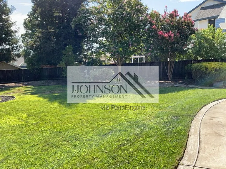 2408 Victor Ct — Photo 28