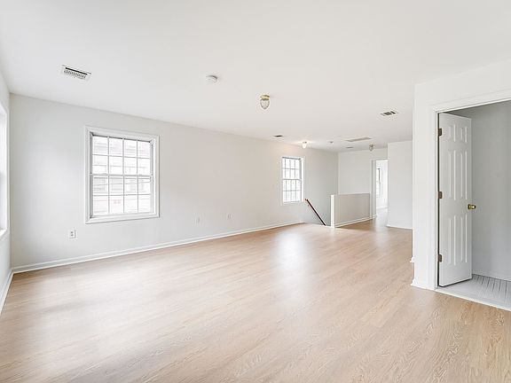 5th image of 155 Lafayette St Floor 2