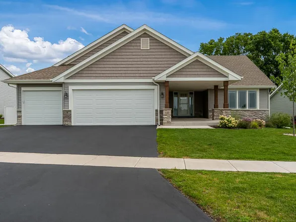 327 Whitetail Trl, Belvidere, IL 61008