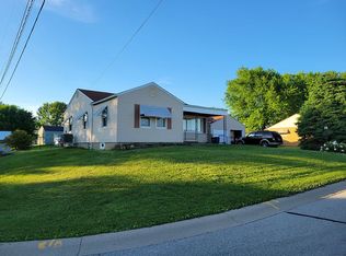 431 Sunnyslope Dr, Lawrenceburg, IN 47025