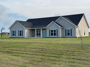 723 Sandy Corner Rd, El Campo, TX 77437