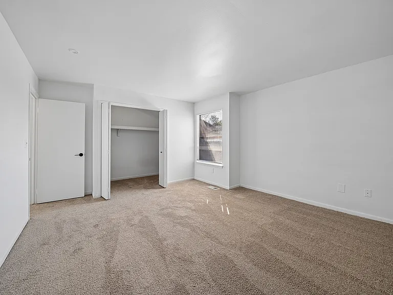 ReNew Franklin Hills — Photo 41