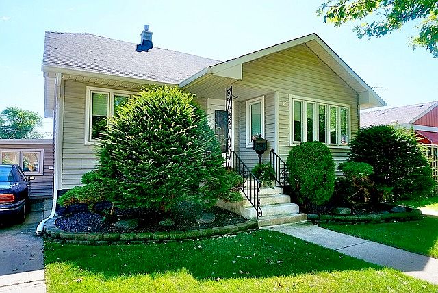 1st image of 6923 S Karlov Ave