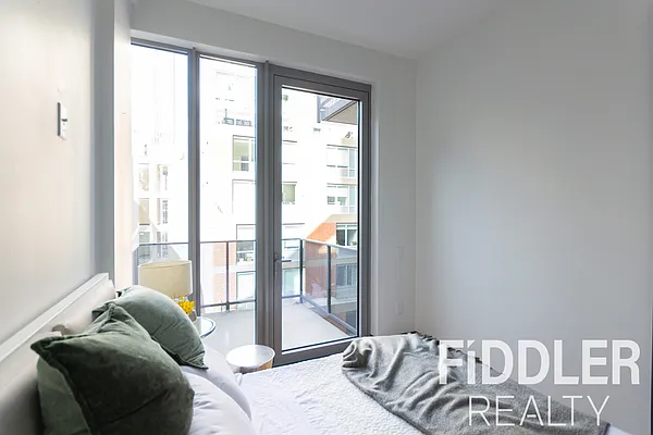 Rented by The KCI Group | media 29