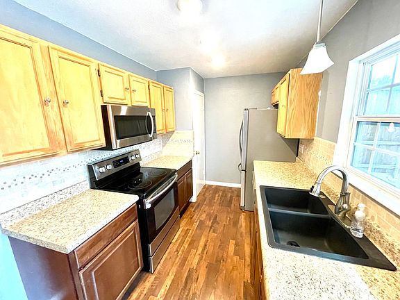 5th image of 1425 Homestead Pl