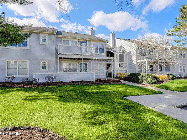 394 Brookview Court, Howell, NJ 07731