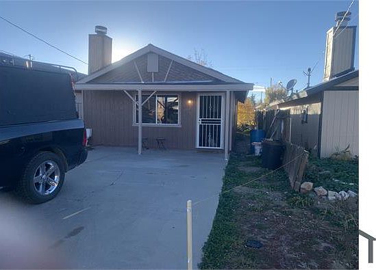 1st image of 817 Fir Ln