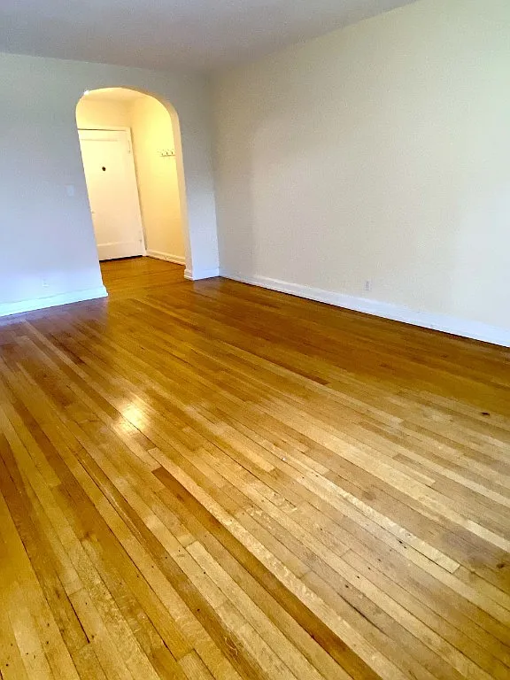 1 bed, 1.0 bath, $2,500 — Photo 2
