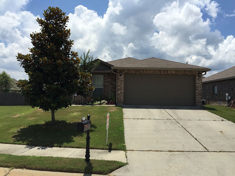 2nd image of 10336 English Manor Dr