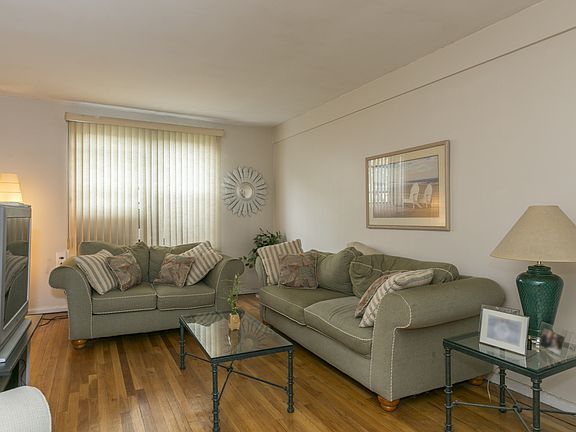 5th image of 3222 92nd St APT 303