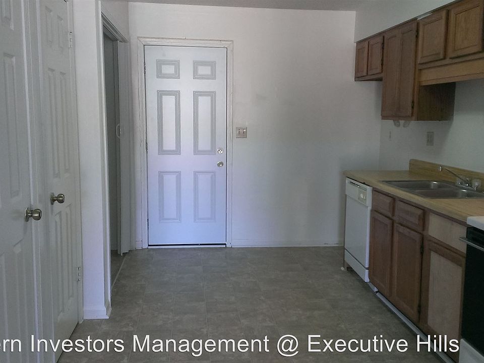 1st image of 4424 Torrance Dr NW APT 3