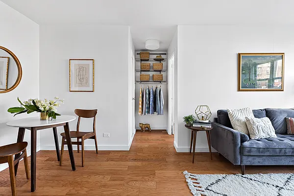 Sold by Compass | media 1