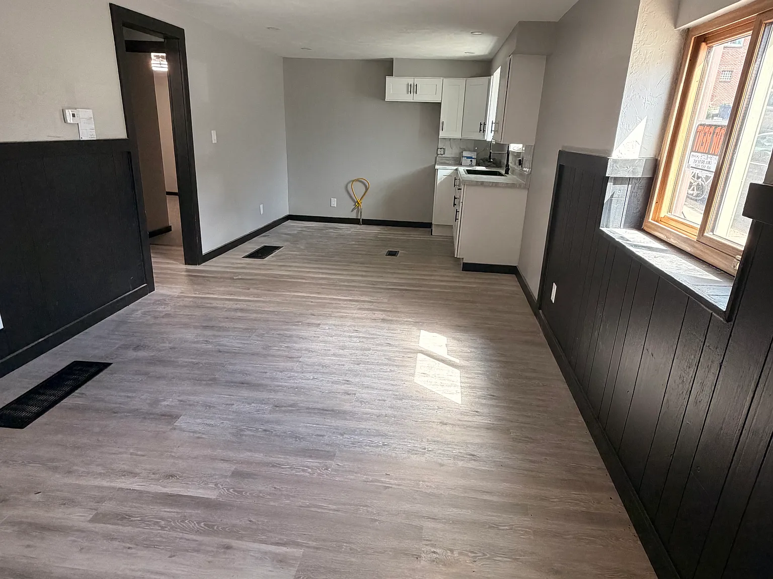 2 bed, 750 sqft, $1,075 — Photo 2