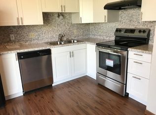 317 Park West Dr, Saint Peters, MO 63376