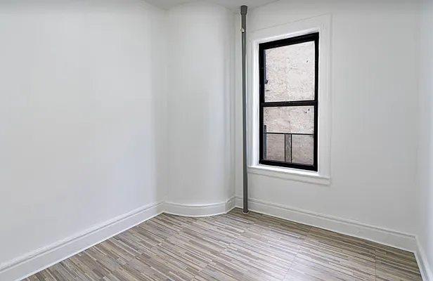 Sold by Esra Realty | media 4