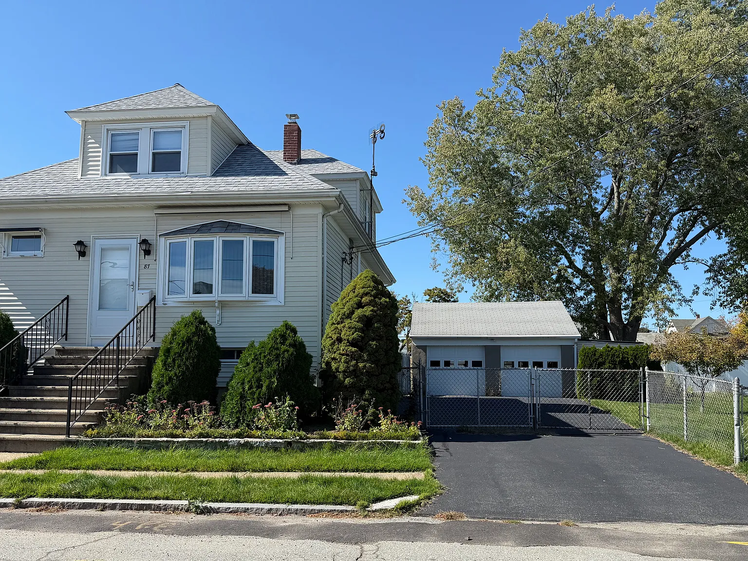 1 bed, 455 sqft, $1,350 — Photo 2