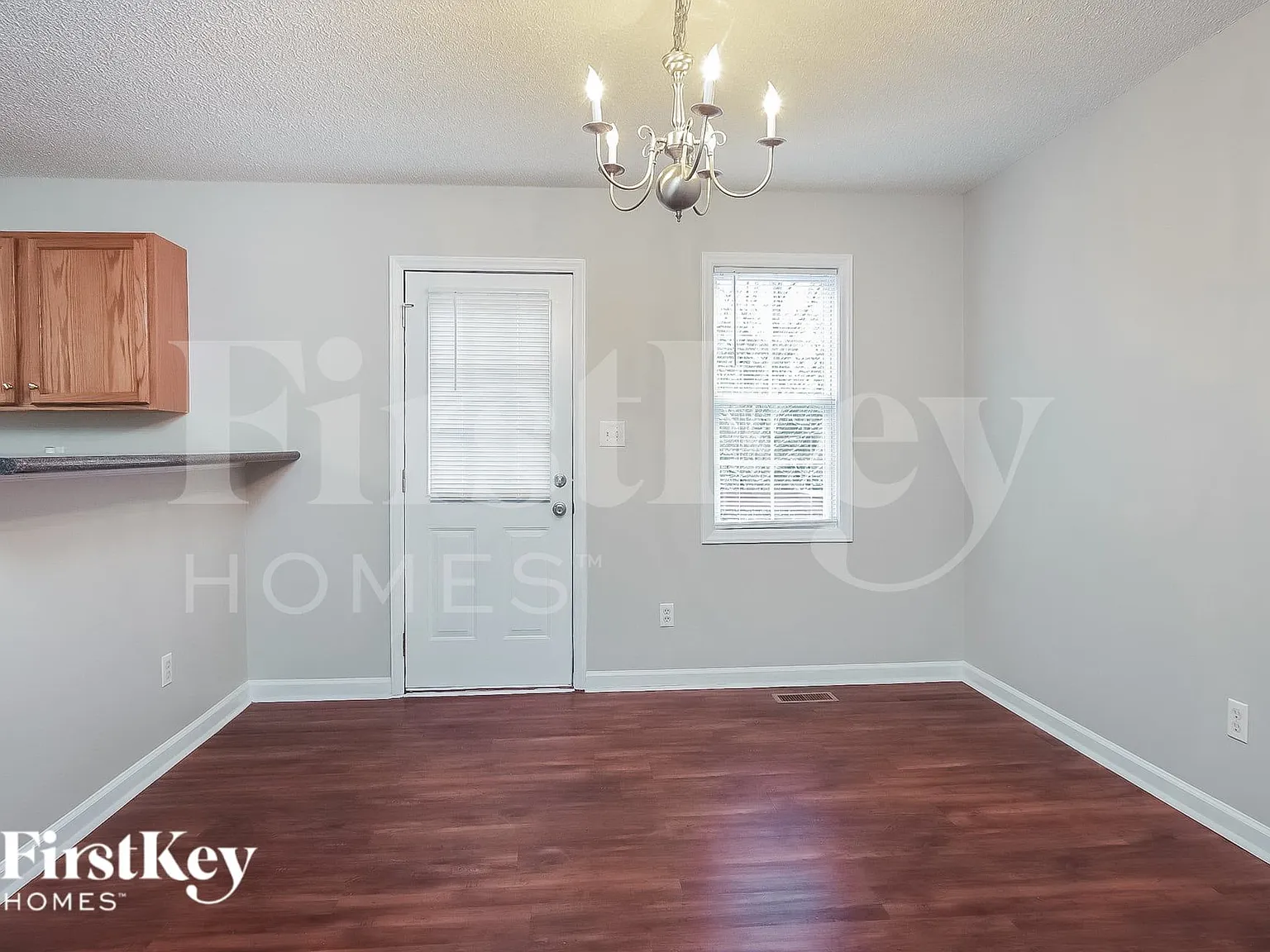3 bed, 2.5 bath, 1764 sqft, $1,865 — Photo 4