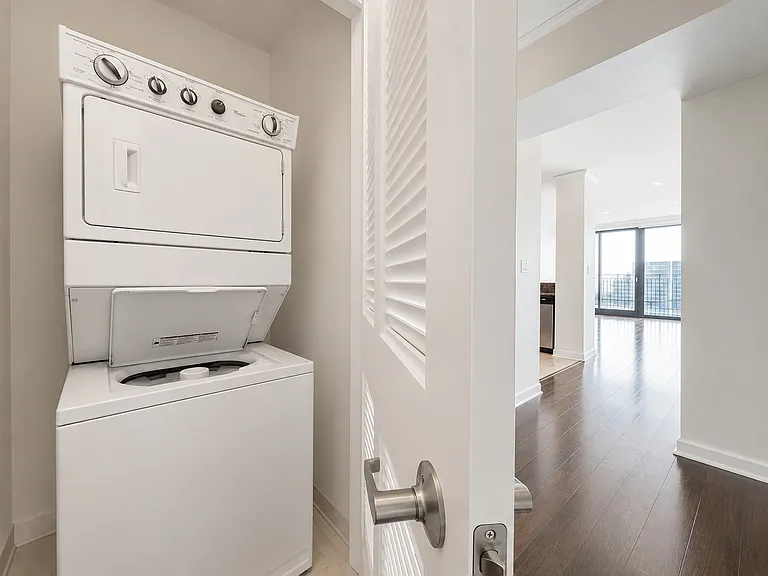 225 N Columbus Dr #7507 — Photo 12