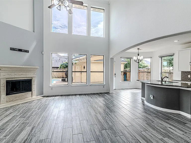 6219 Saint Rosalia Dr — Photo 12