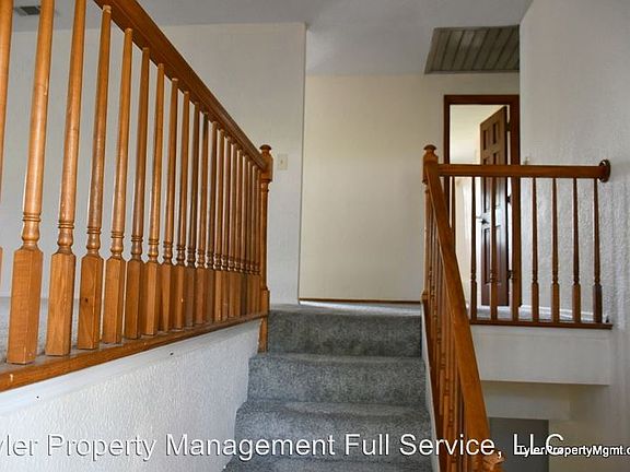 2nd image of 18 Domicilio Ave