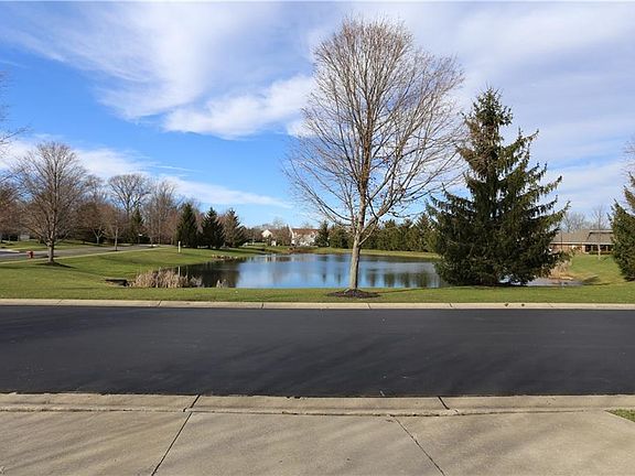 2nd image of 1662 Sugar Maple Ct