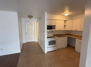 830 Wiggins Pass Rd APT 14, Naples, FL 34110