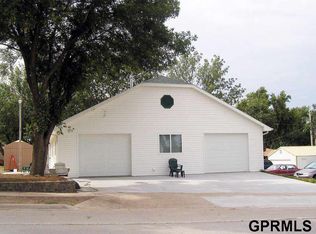 20 E Main St, Treynor, IA 51575