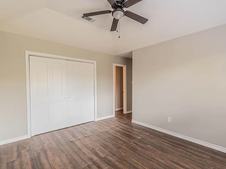 7522 Pepperbrook Dr — Photo 9