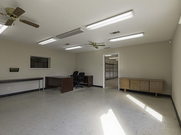 4th image of 1121 Shady Oaks Dr #A