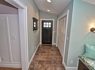 4 Cedar St, Norfolk, MA 02056