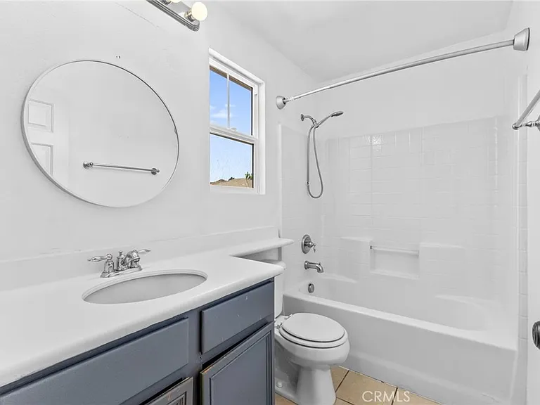 28403 Ravenna St — Photo 16
