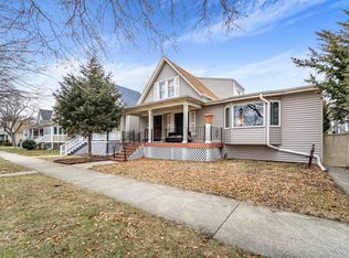 6631 31st St, Berwyn, IL 60402