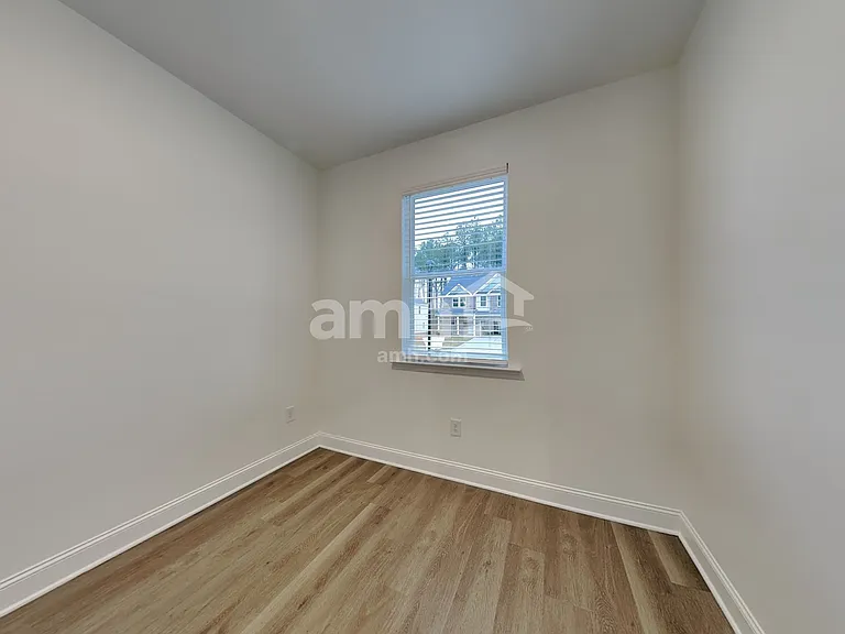 1568 Aquamarine Dr — Photo 9