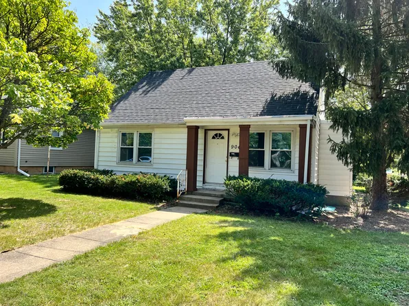 904 W Meadows Pl, Peoria, IL 61604