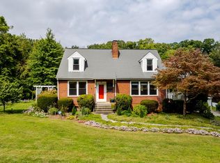 209 Virginia Dr, Bristol, VA 24201