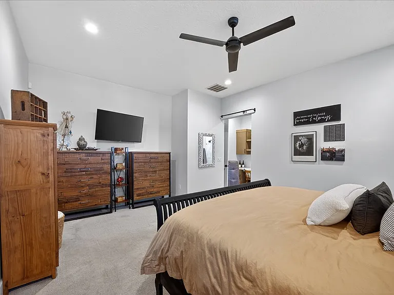 4718 E Goldstone Dr — Photo 16