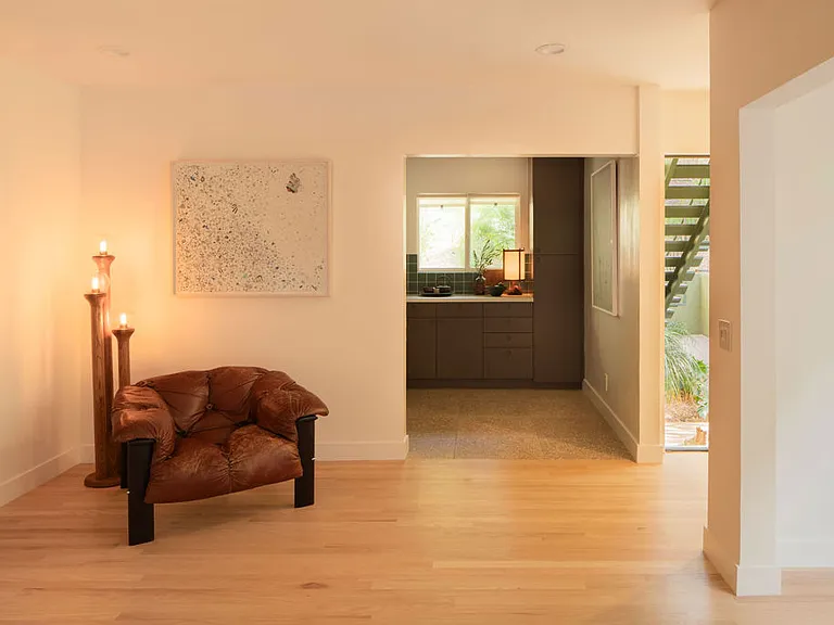 830 Tularosa Dr #2 — Photo 3