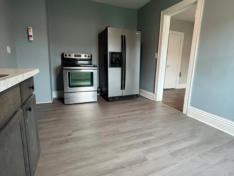 141 Prescott Ave #STUDIO — Photo 2