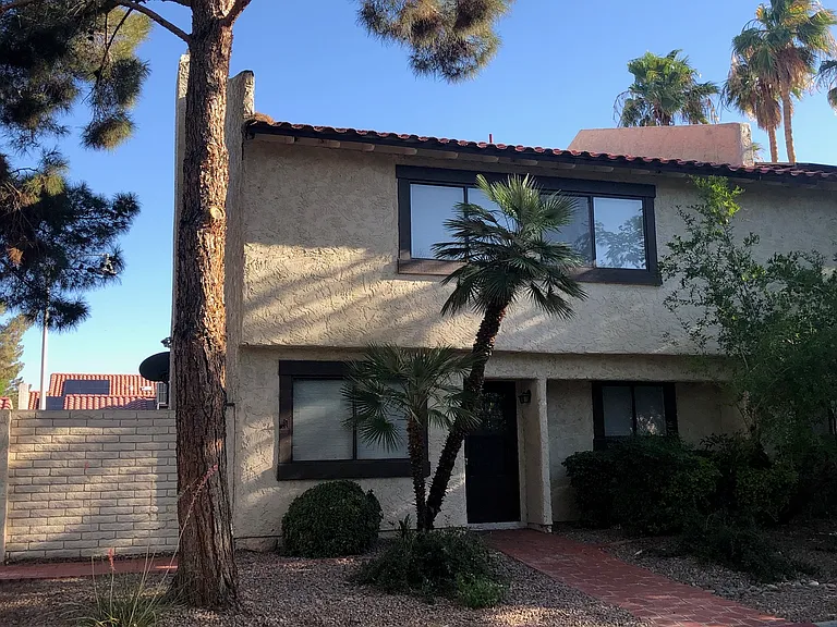 823 Spyglass Ln #1 — Photo 12