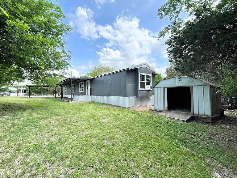 433 Capricorn Dr — Photo 33