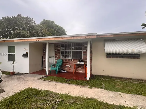 1923 Roosevelt St, Hollywood, FL