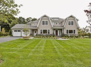 4 Colonial Rd, Scarsdale, NY 10583