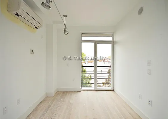 Rented by Duscany Financial Group | media 86